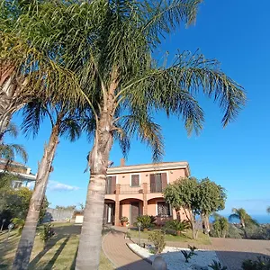 2* Bed and breakfast Feluchia Tra Il Mare E Il Vulcano